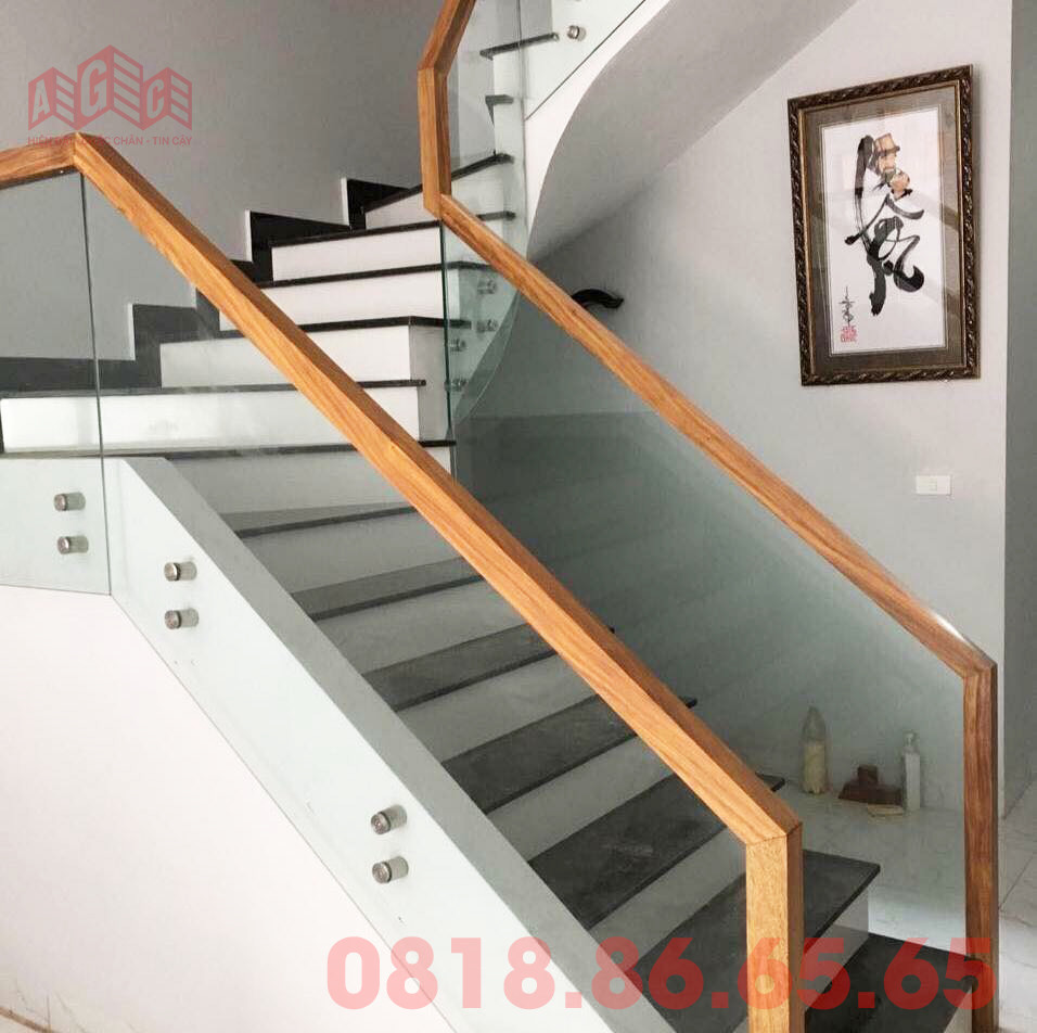 Lan can kính cầu thang AGC Việt Nam