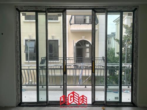 137f5f5b344e9210cb5f