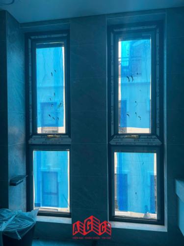 a1af30005a15fc4ba504