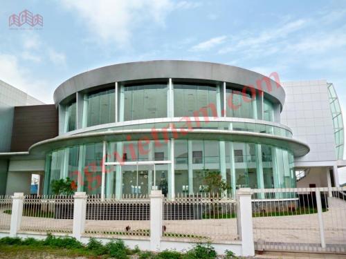 Showroom ô tô Hưng Yên