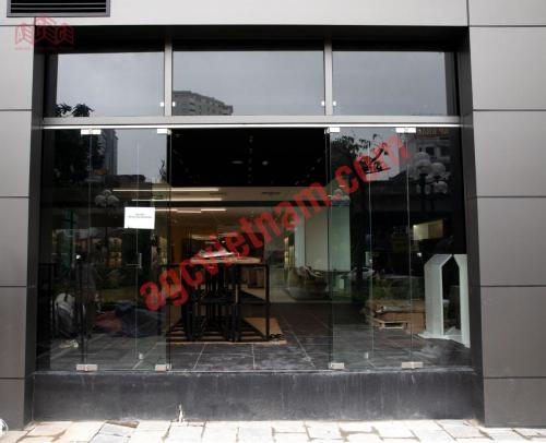 Showroom ô tô JAGUAR Lê Văn Lương