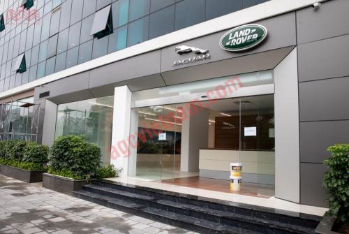 Showroom ô tô JAGUAR Lê Văn Lương