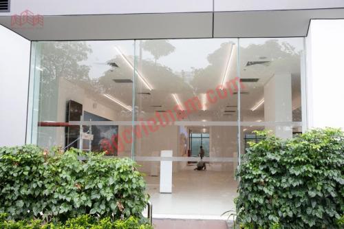 Showroom ô tô JAGUAR Lê Văn Lương