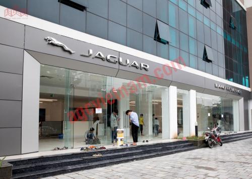 Showroom ô tô JAGUAR Lê Văn Lương