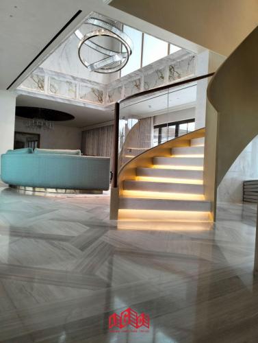 ed6bb84a-b1b3-4821-b8b5-623a77e06ea2